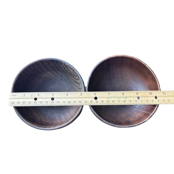Set Of Two Wooden Bowls (Used - Great Condition) 🪵 - Picture 6 of 6